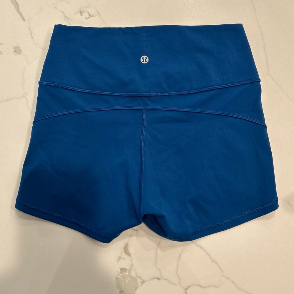 lululemon In Movement Short- Size 6